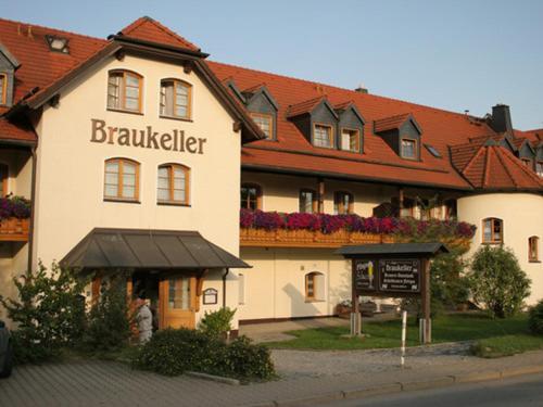 Landgasthof - Braukeller - Fattigau Oberkotzau المظهر الخارجي الصورة